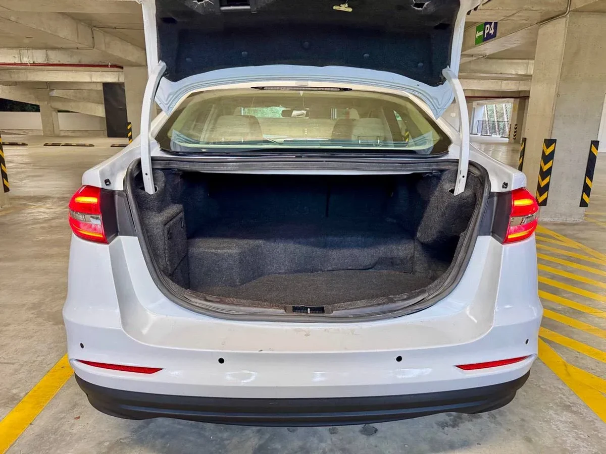 FORD Fusion 7