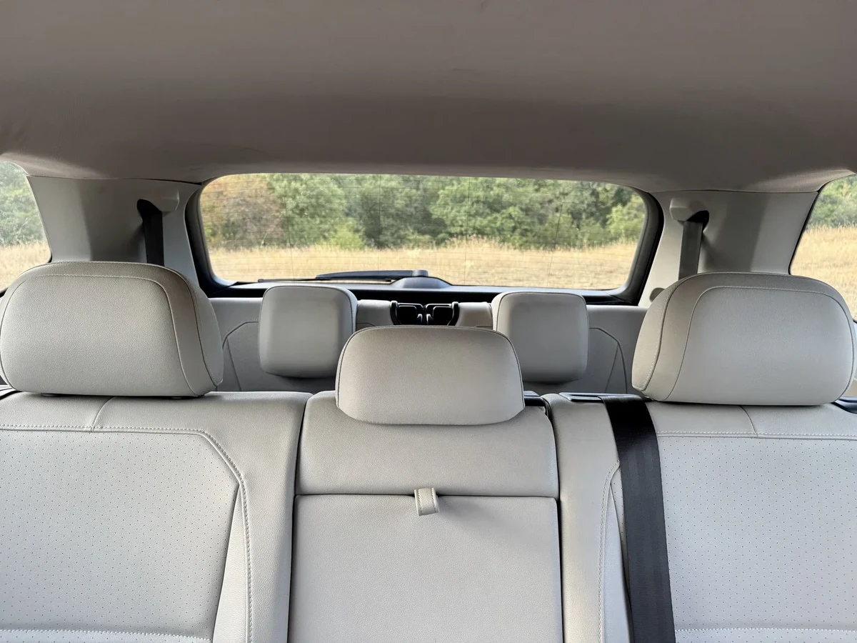 VOLKSWAGEN Tiguan 4