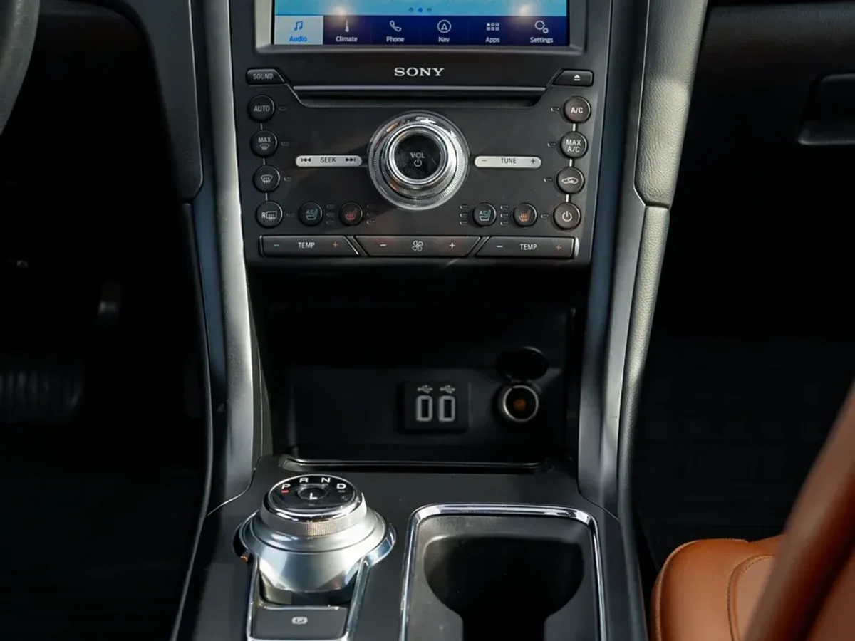 FORD Fusion 5