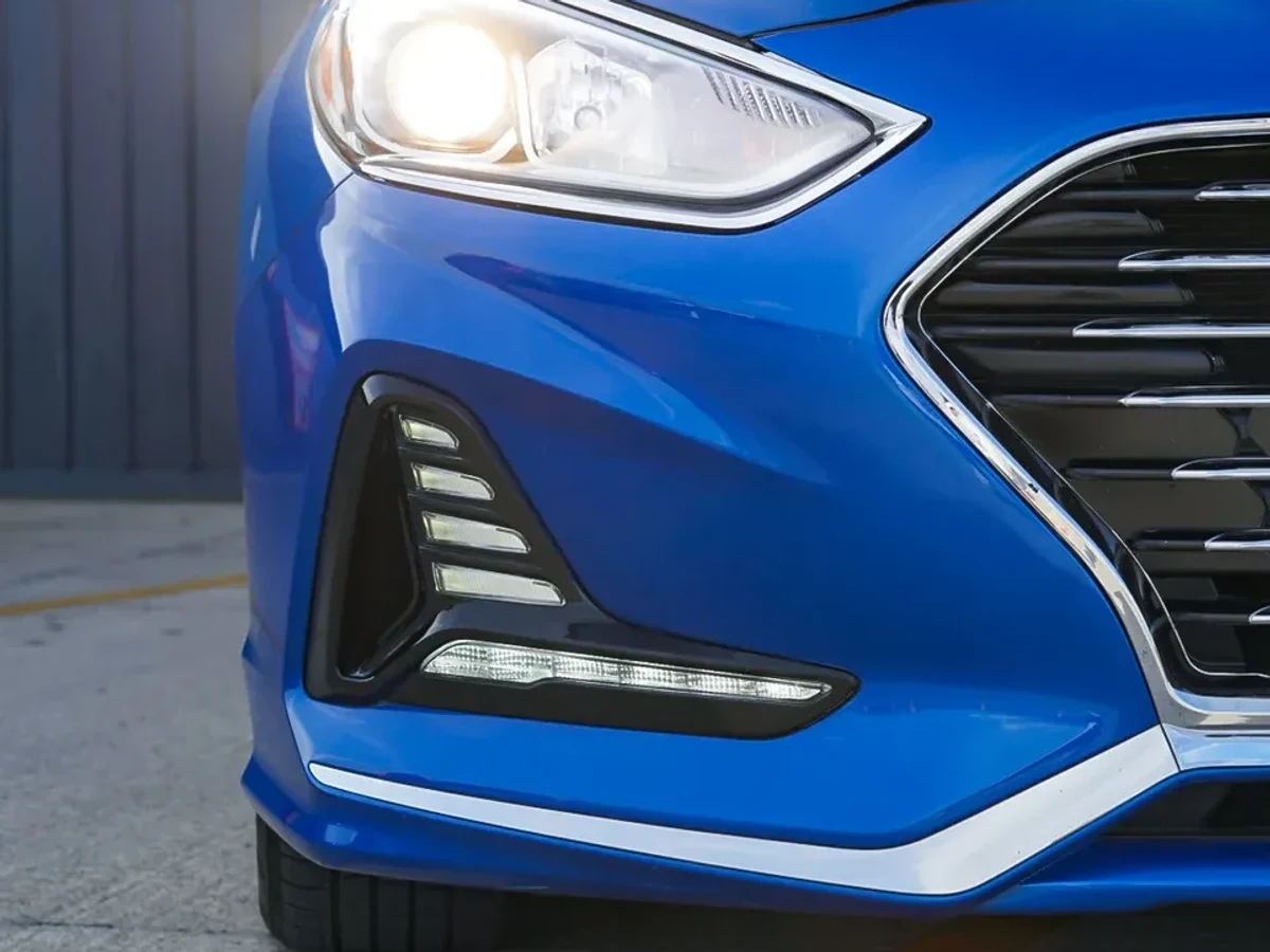 HYUNDAI Sonata 5