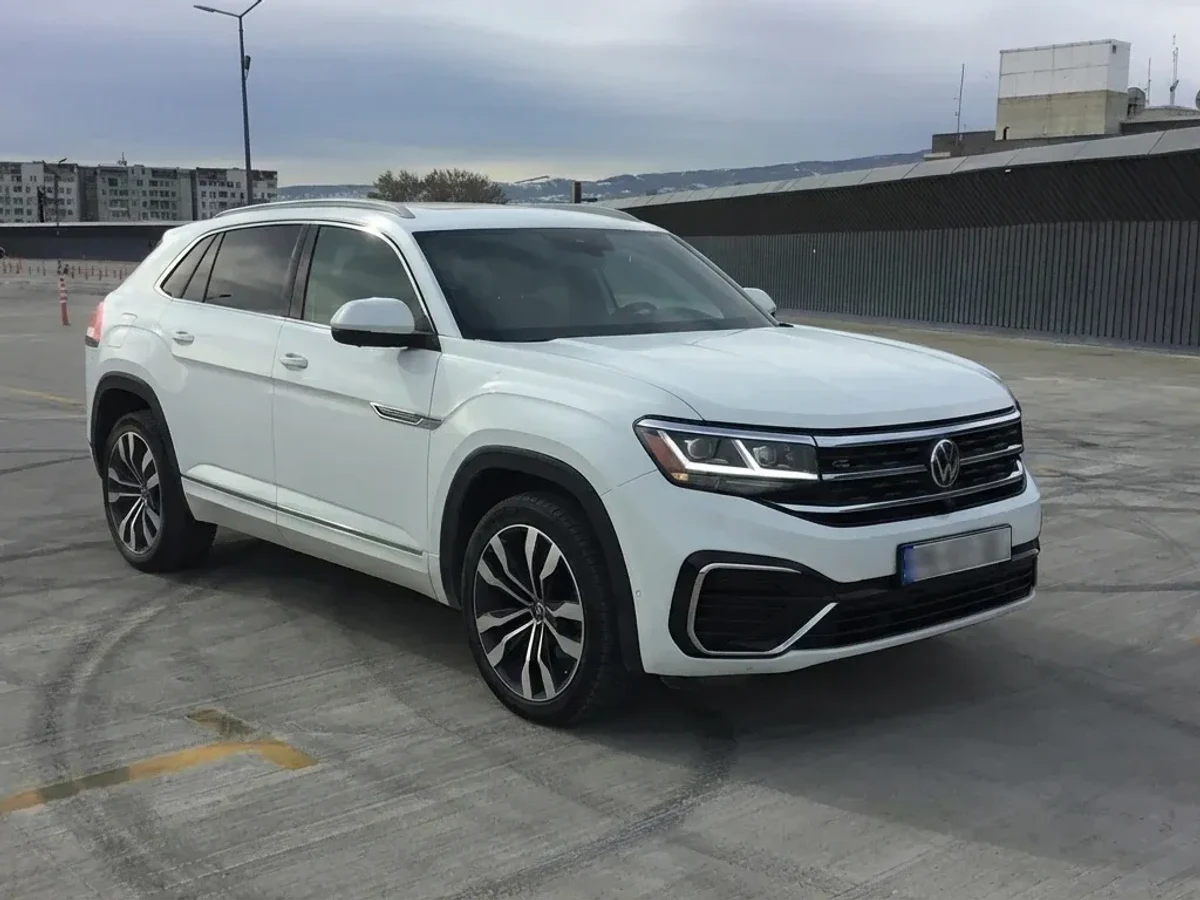 VOLKSWAGEN Atlas Cross Sport 3