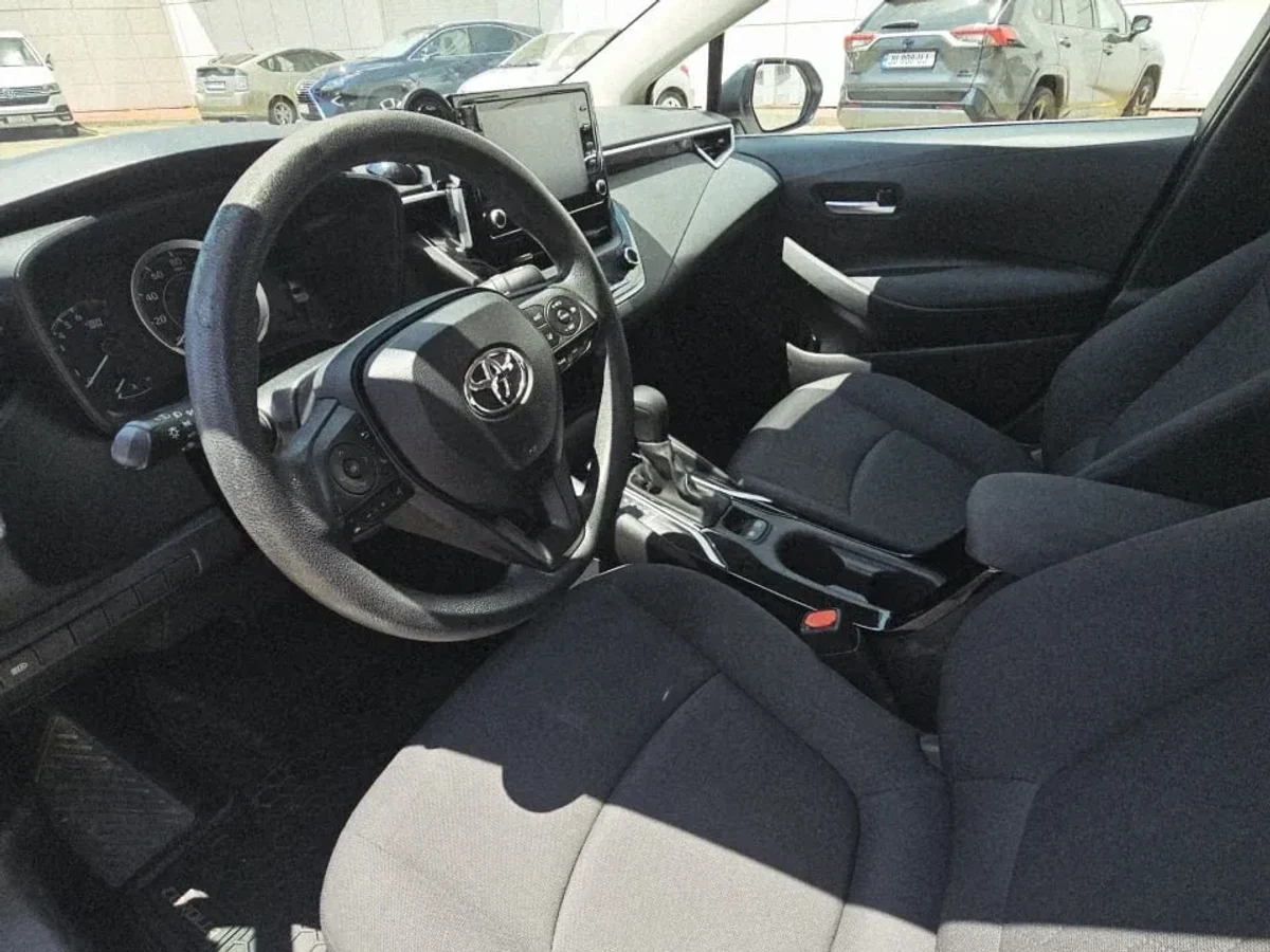TOYOTA Corolla 4