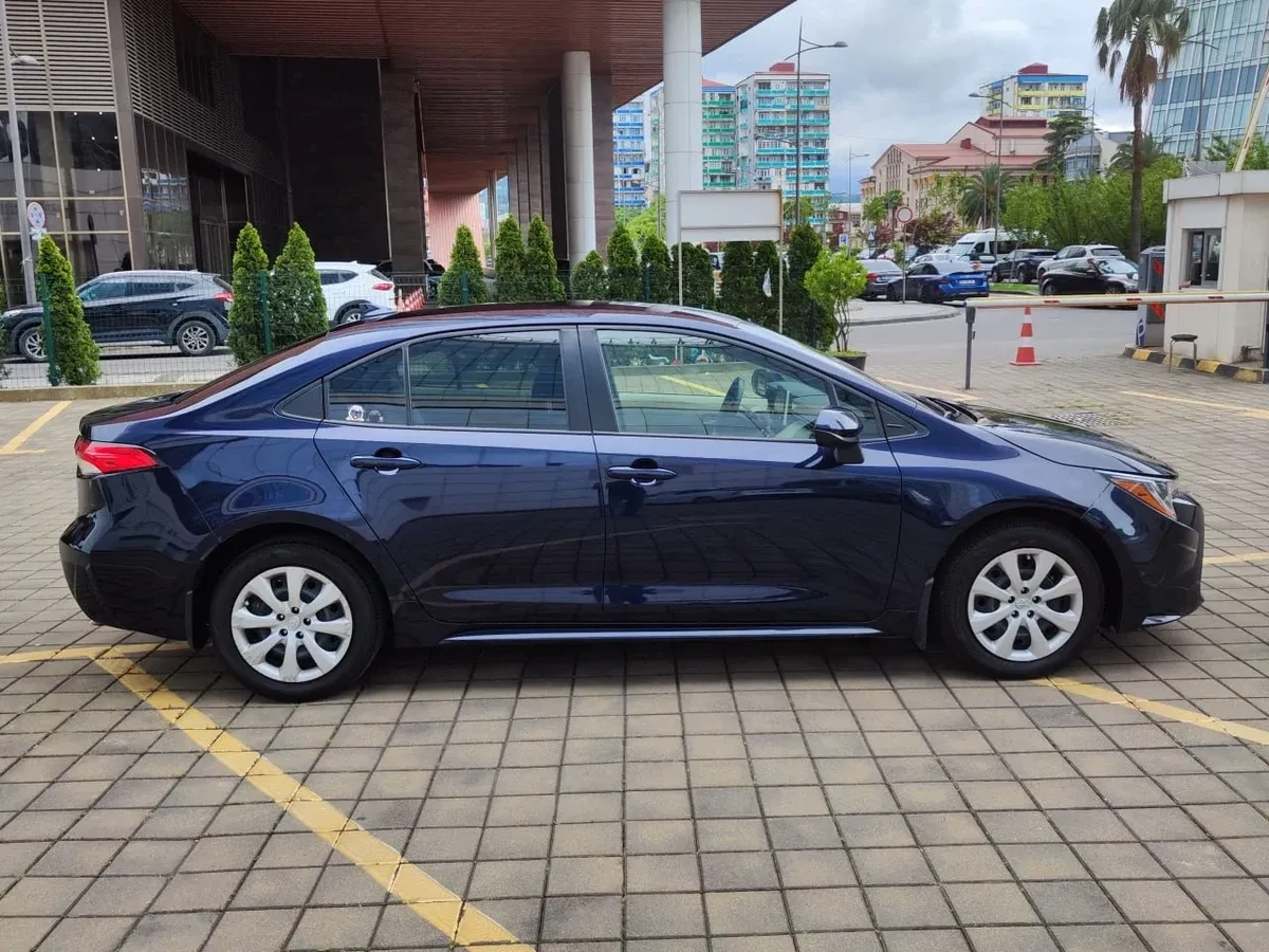 TOYOTA Corolla 3
