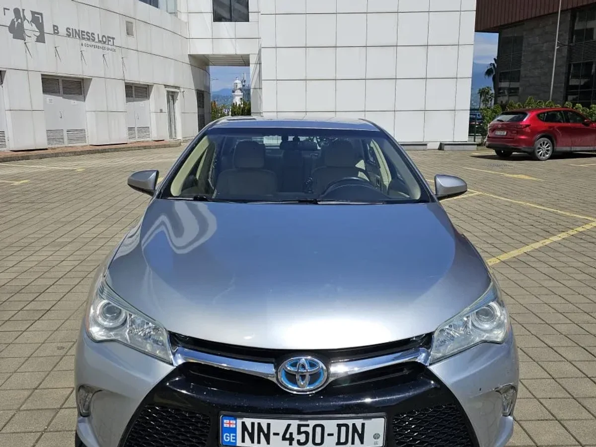 TOYOTA Camry 5