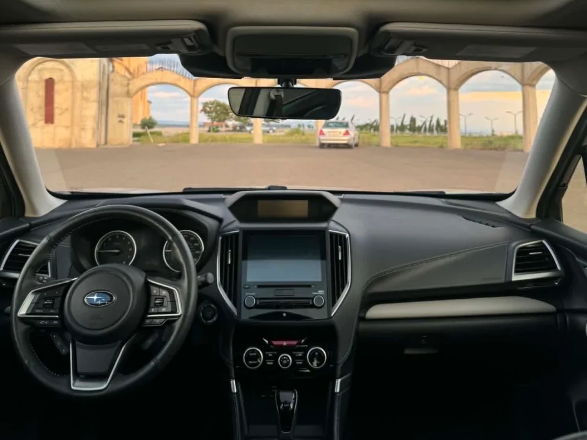SUBARU Forester 4