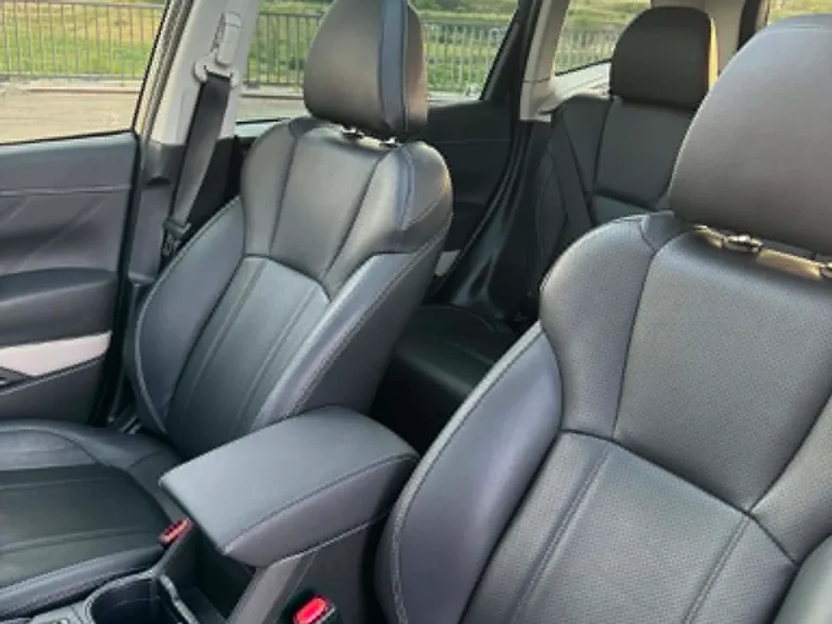 SUBARU Forester 5
