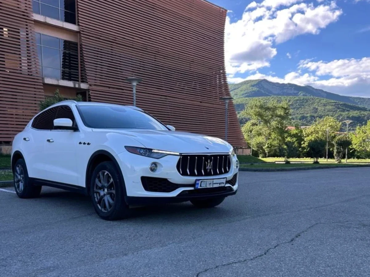 MASERATI Levante 4