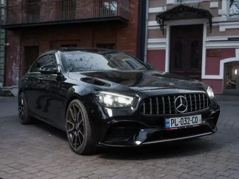 MERCEDES-BENZ E Class 