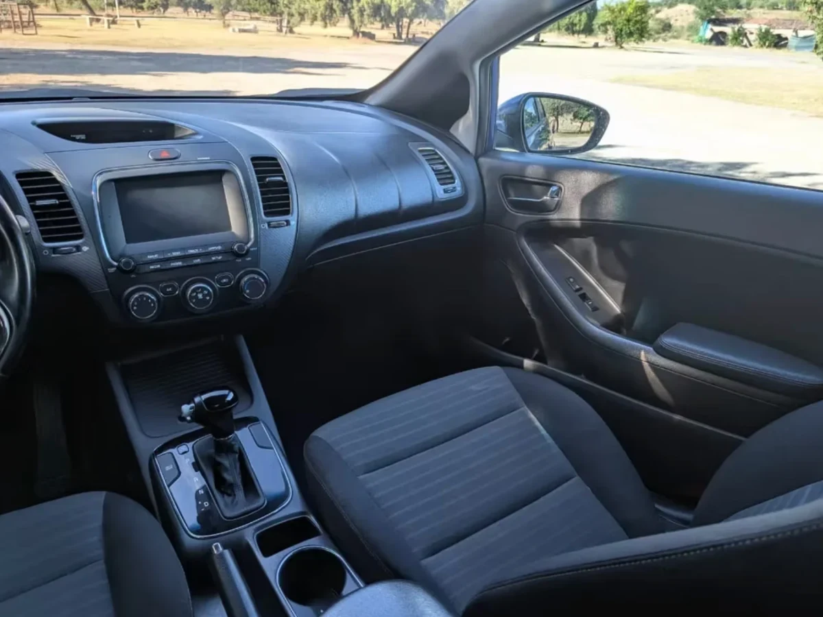 KIA Forte 4