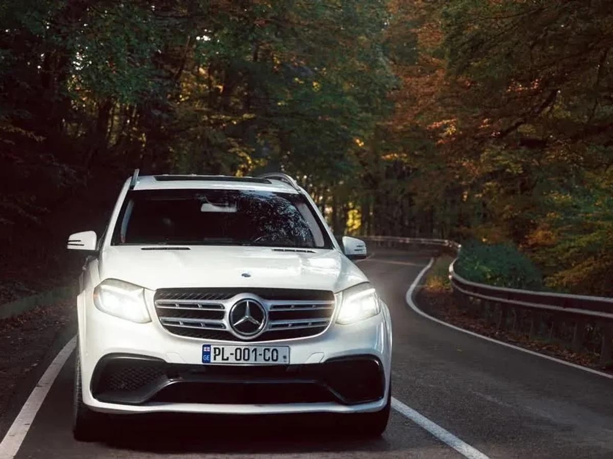 MERCEDES-BENZ GLS 550 4