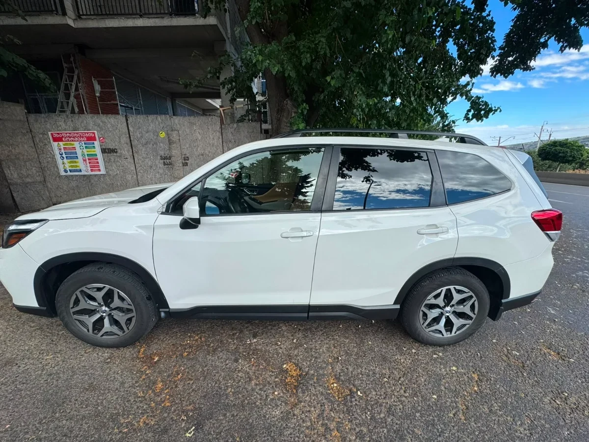 SUBARU Forester 4