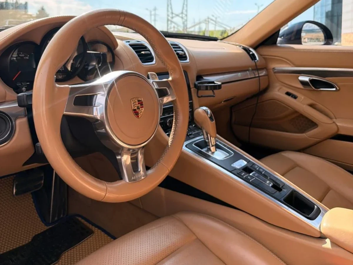 PORSCHE Boxster 4