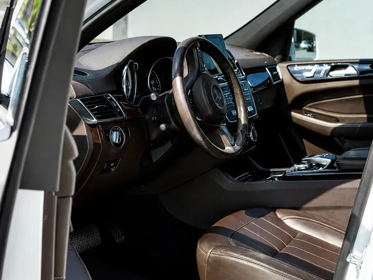 MERCEDES-BENZ GLS 450 4MATIC  3