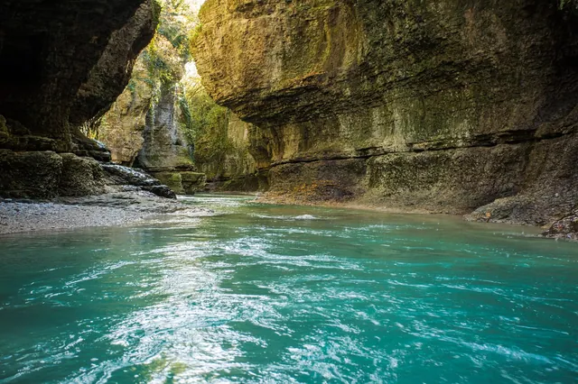 Martvili Canyon: from above, from below, in a single trip